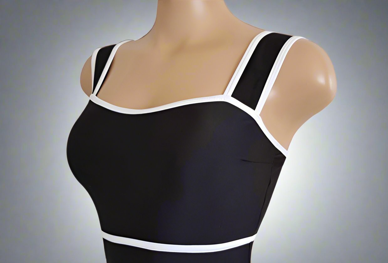 Women's 1-Piece Pin-Up Style Swimsuit - Lunacy Deals & Designs